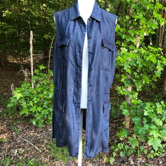 BUFFALO David Button Chambray Vest - Picture 2 of 11